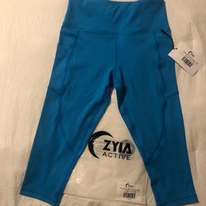 Ziya Light n Tight Crops